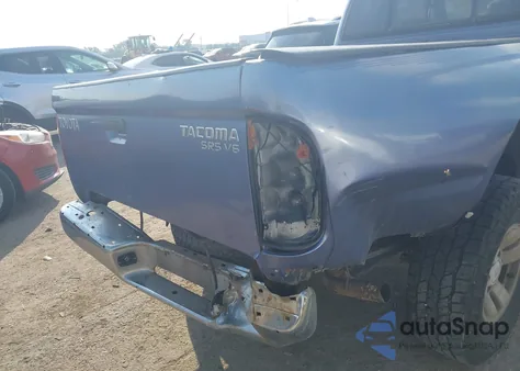 1999 Toyota Tacoma z USA, uszkodzony, nr VIN 4TAWN72N8XZ456195